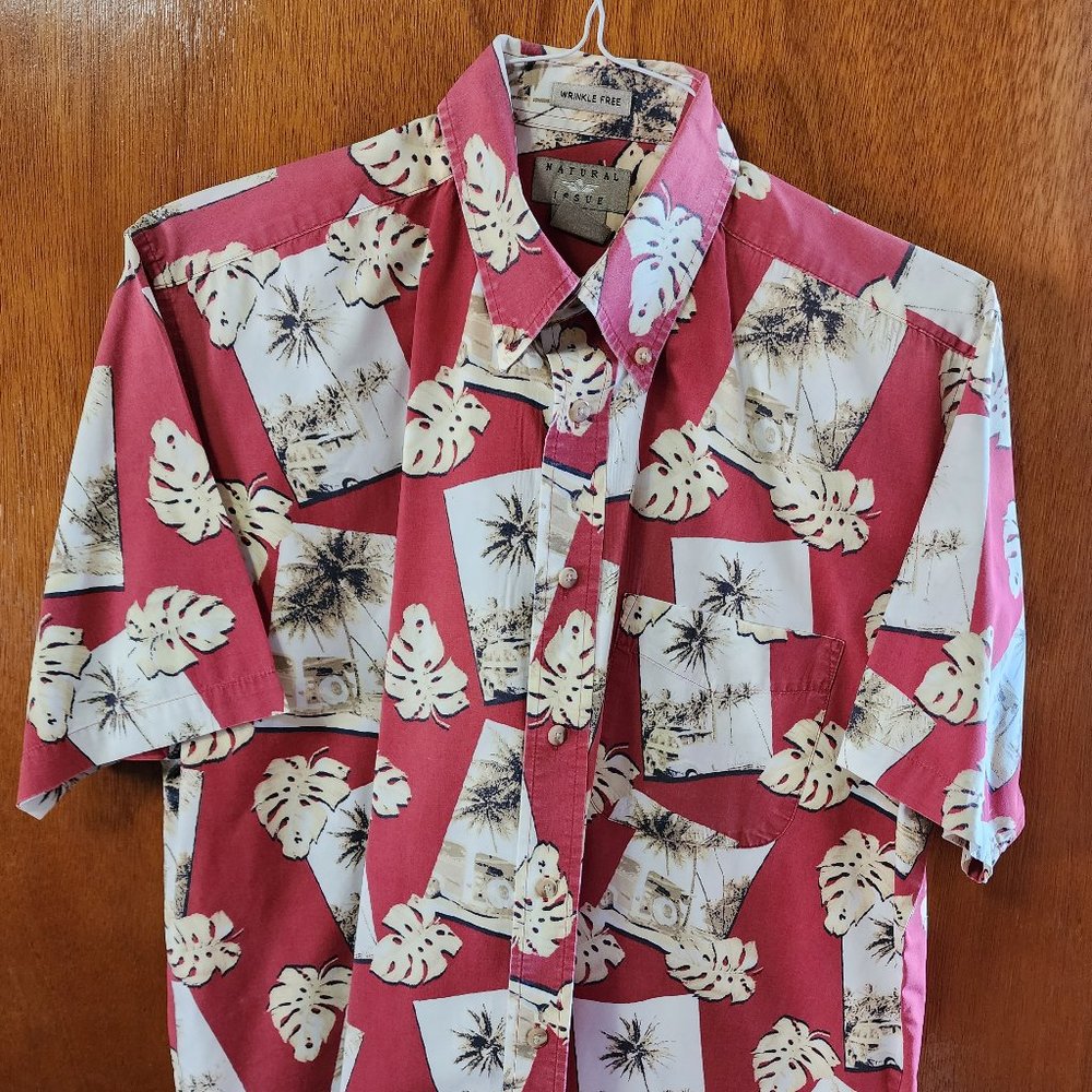 Men's Medium Natural Issue Red Floral Print Short Sleeve Hawaiian Shirt